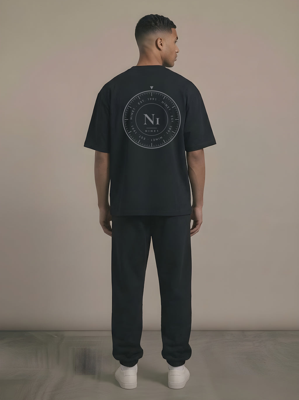 Dial look from the back: N1T19 tee with N1J19 jogger in Black